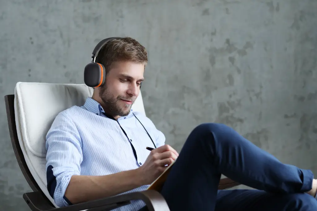 PORODO SOUNDTEC VIBE WIRELESS HEADPHONE
